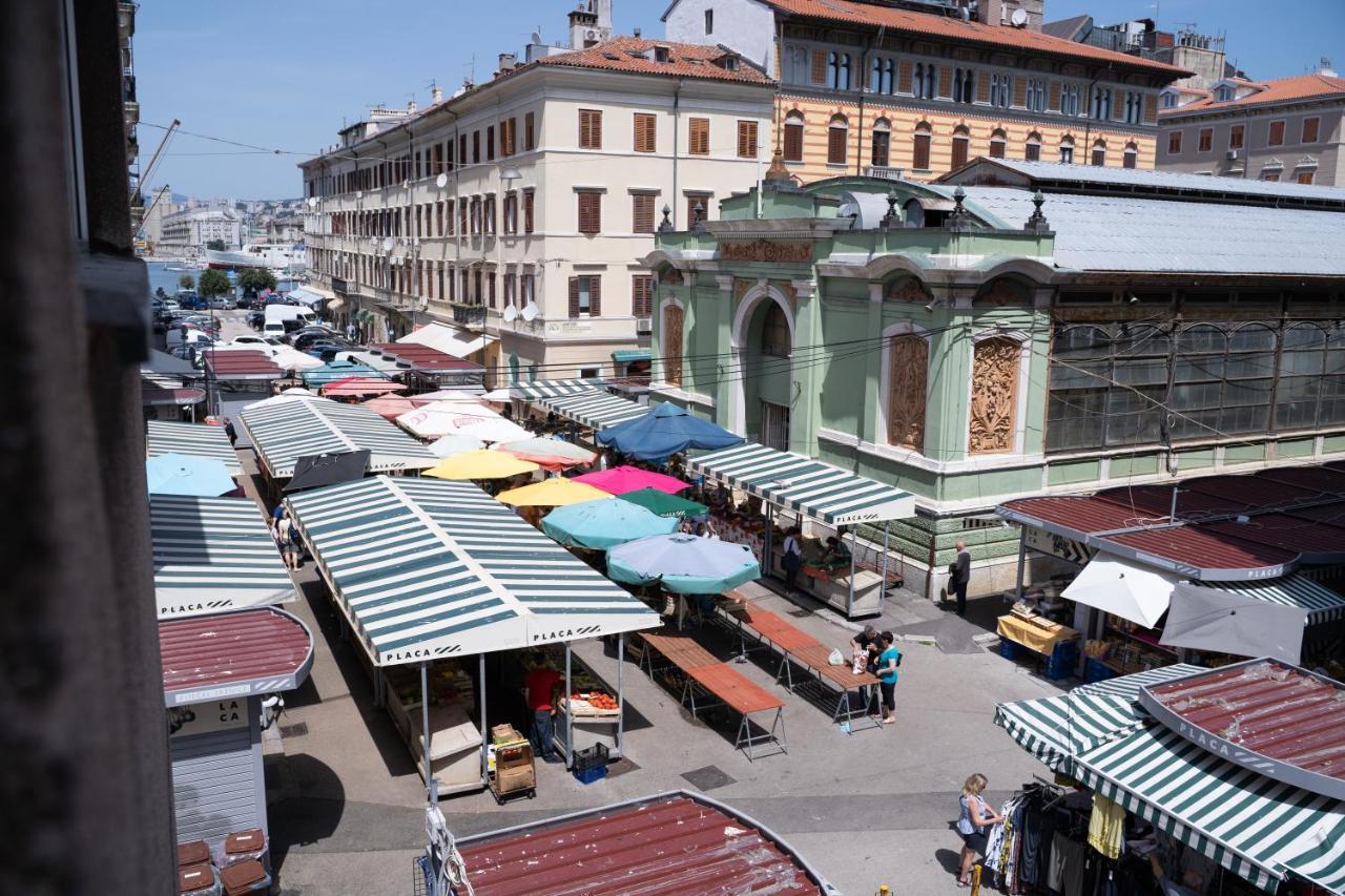 Market Inn - Zagrebacka Rijeka Buitenkant foto